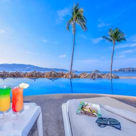 Krystal Beach Acapulco，位于阿卡普尔科的酒店