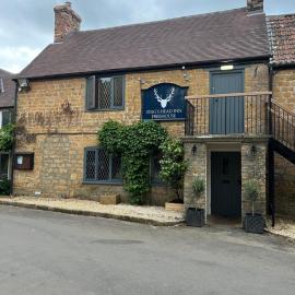 Stags Head Inn，位于Yarlington的酒店