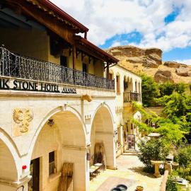Mozaik Stone Hotel，位于阿瓦诺斯的酒店