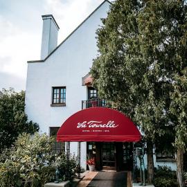 La Tourelle Inn & Spa，位于伊萨卡的酒店