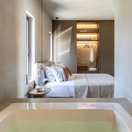 Elea Luxury suites，位于卡尔扎迈纳的酒店