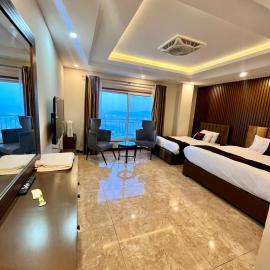 Mehboob international hotel murree