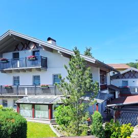 Ferienwohnung & App. Rosemarie，位于巴特比恩巴赫的酒店