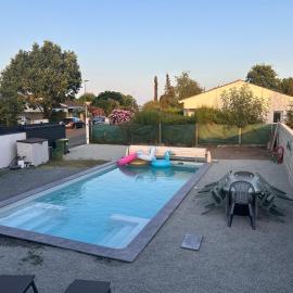 Maison à Oléron avec piscine chauffée et privée，位于多吕多勒龙的酒店