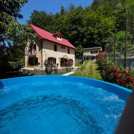 Casa Trei Brazi Bratca