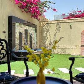شاليهات درة المئة，位于Hajlah的酒店