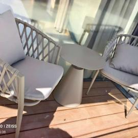Mobil-Home Aéroport Aix Marseille，位于维特罗勒的酒店