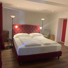 Hotel du Lac Parc & Residence，位于拉瓦罗内的酒店