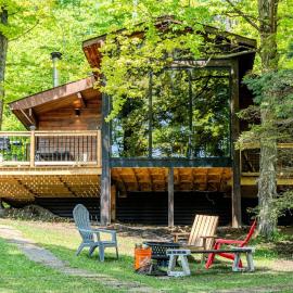 Lake Muskoka 3-bdrm Cottage - Pier 100 #70，位于卡灵港的酒店