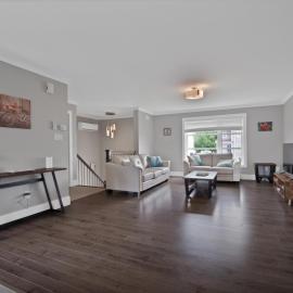 Comfortable 3BR Getaway，位于里弗维尤的酒店