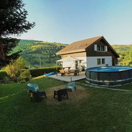 Le petit coin de Jeanne et Marcel chalet de vacances La Bresse，位于拉布雷斯的酒店