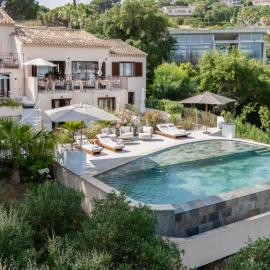 Tinah Saint-Tropez