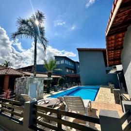 POUSADA OHANA, SUITES ao LADO DO SESC BERTIOGA, e PROXIMO A PRAIA，位于伯迪亚哥的酒店