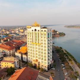 Lbn Asian Hotel，位于磅湛的酒店