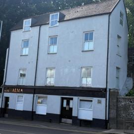 Alma House，位于多佛尔的酒店