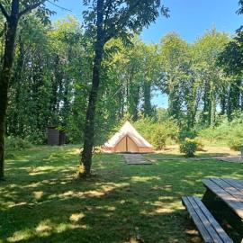 tente nature，位于Plouray的酒店