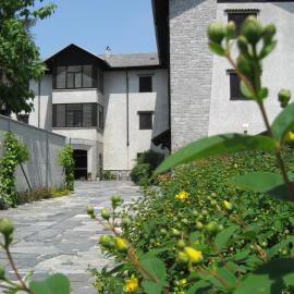 La Bottega Del Falegname，位于Vanzaghello的酒店