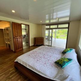 Fare Faaroa lodge，位于Raiatea的酒店