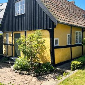 6 person holiday home in Svaneke