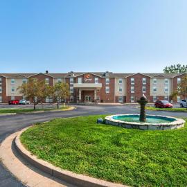 Comfort Inn & Suites Chesterfield - St Louis，位于切斯特菲尔德的酒店