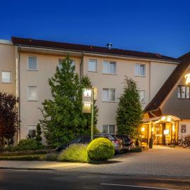 Hotel Tiek Superior，位于梅彭的酒店