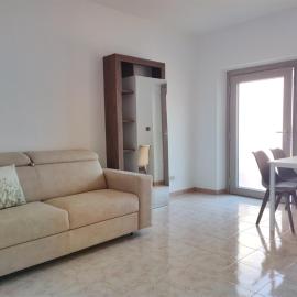 IseoLakeRental - Casa Chicca，位于Esmate的酒店