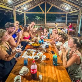Sunset Surf Hostel Siargao，位于卢纳将军城的酒店