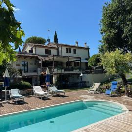 CA' DEI GELSI B & B，位于科里亚诺的酒店