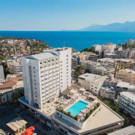 Best Western Plus Khan Hotel，位于安塔利亚的酒店