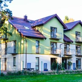 Zagajnik，位于德布吉的酒店