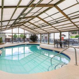 SureStay Hotel by Best Western Helen Downtown，位于海伦的酒店