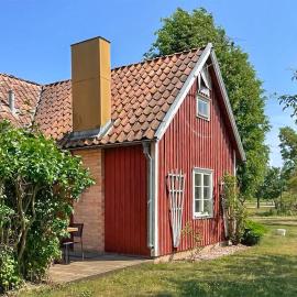2 Bedroom Stunning Home In Klintehamn，位于Klintehamn的酒店