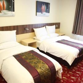 Cambridge Hotel，位于哈德斯菲尔德的酒店