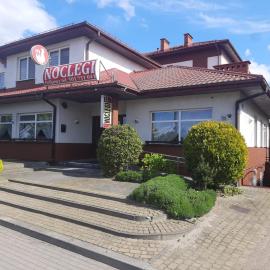 Noclegi Folkowa，位于格拉耶沃的酒店
