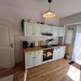 Ferienwohnung Idyll - Alleinlage，位于Berge的酒店