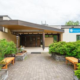 Raasepori Spa & Kurssikeskus，位于拉塞博里的酒店