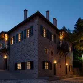 Hotel Archontiko Anyfanti,位于Zátouna的酒店