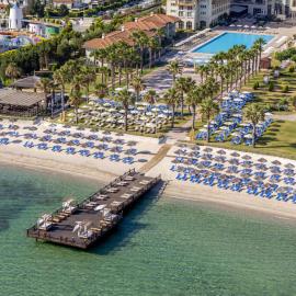 Radisson Blu Resort & Spa Cesme，位于切什梅的酒店