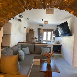 Verde Studio Steni, Tinos，位于Stení的酒店
