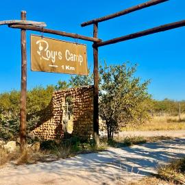 Roy's Rest Camp，位于Otjikango的酒店