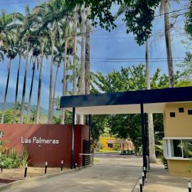 Hotel Las Palmeras，位于比列塔的酒店