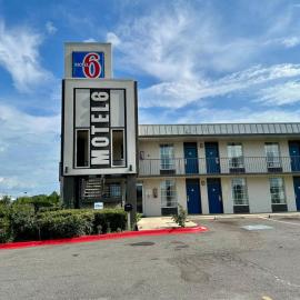 Motel 6-West Monroe, LA,位于西门罗的酒店