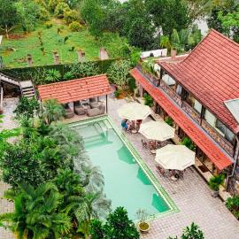 Villa Xiav - Flipside Adventures，位于Bản Kin的酒店