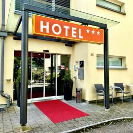 Hotel Restaurant Florida，位于斯图登的酒店