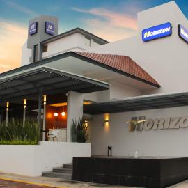 Hotel Horizon & Convention Center，位于莫雷利亚的酒店