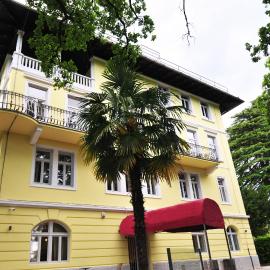 Hotel Villa Laurel，位于洛夫兰的酒店