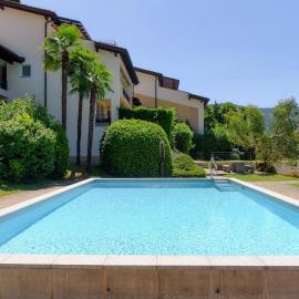 Morcote Romance by Quokka 360 - Apartment with Patio and Shared Pool，位于莫尔科泰的酒店