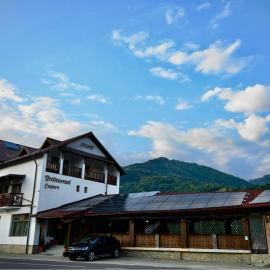 Pensiunea Adonis，位于阿雷富的酒店