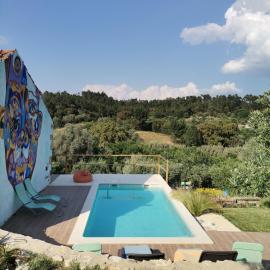Lameira Da Longra - Wellness Retreat，位于托马尔的酒店