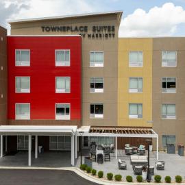 TownePlace Suites By Marriott Atlanta Fairburn，位于费尔本的酒店